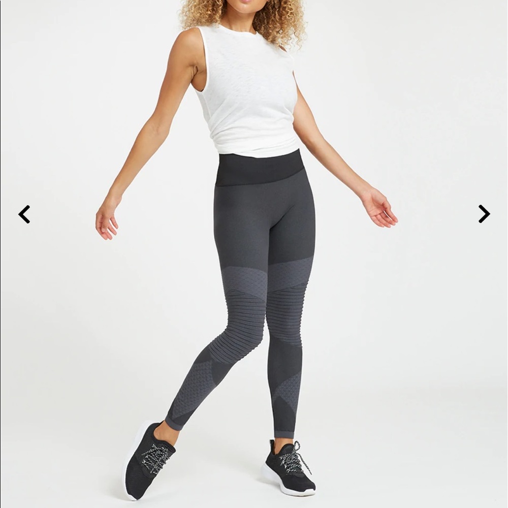 Look at Me Now Seamless Moto Leggings